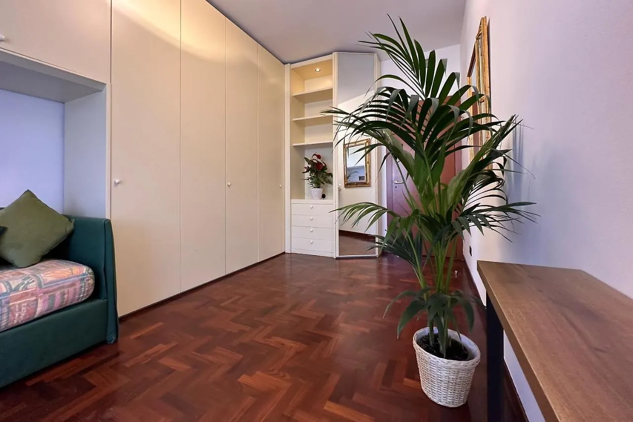 Apartment Emeraldway - Bellissimo Appartamento In Zona Sempione-Tre Torri Milan
