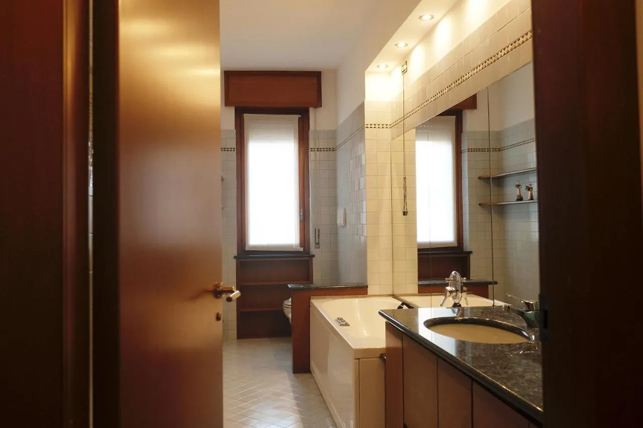 Emeraldway - Bellissimo Appartamento In Zona Sempione-Tre Torri Milano Lejlighed