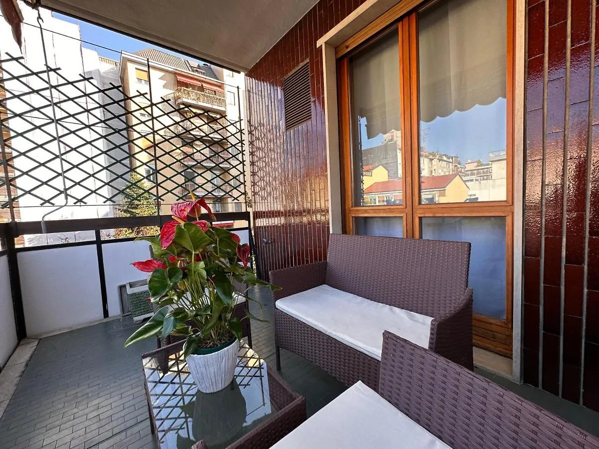 Apartment Emeraldway - Bellissimo Appartamento In Zona Sempione-Tre Torri Milan