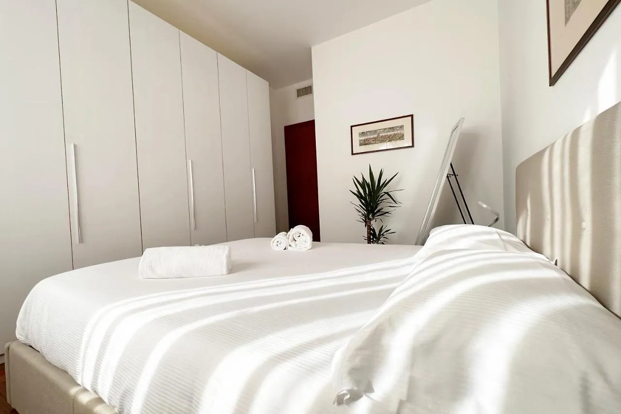 Apartment Emeraldway - Bellissimo Appartamento In Zona Sempione-Tre Torri Milan Italy